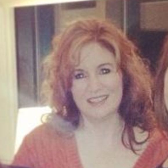 Meet your Posher, Deborah - Picture 1 of 1